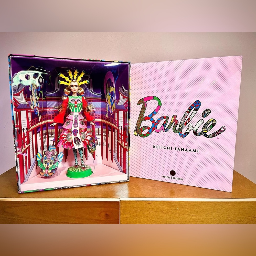 Barbie x Keiichi Tanaami Collaboration Card - Teal and White
